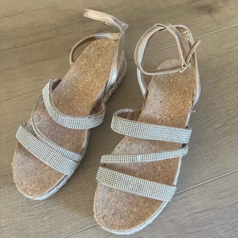 Kelly & Katie Silver Rhinestone Rose Gold Glam Shimmer Summer Sandals‎ 8M